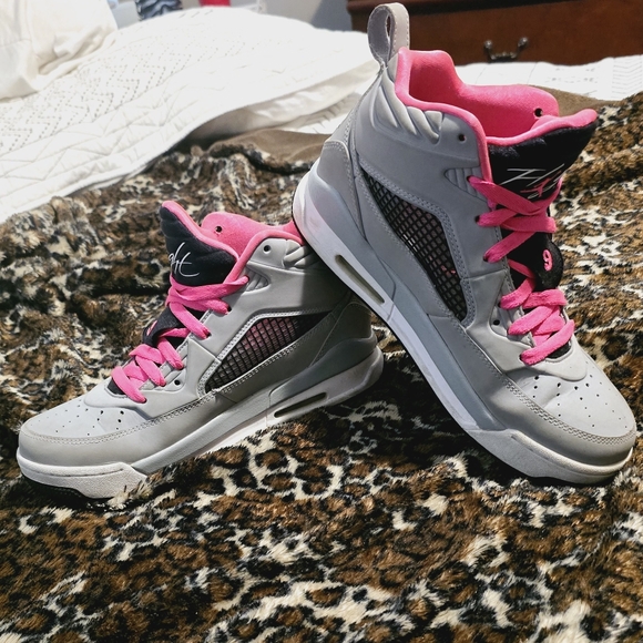 Nike Jordan Flight 9 Wolf Grey Hyper Pink size 6.5 youth - Picture 2 of 7